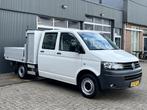 Volkswagen Transporter 2.0 L2H1 DC Benzine Open laadbak Airc, Auto's, Voorwielaandrijving, Gebruikt, Zwart, 4 cilinders