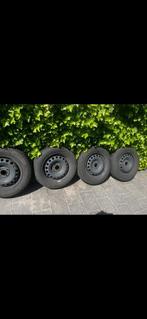 Winterbanden Continental 165 70 R14 (bv Opel Corsa), Auto diversen, Ophalen