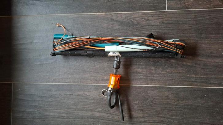 FlySurfer inifinty bar, Watersport en Boten, Kitesurfen, Zo goed als nieuw, 9 m², Geen board, Ophalen of Verzenden