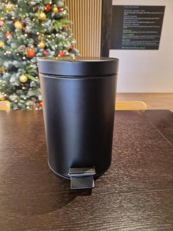 Ikea prullenbakje zwartkleurig - 3 liter beschikbaar voor biedingen