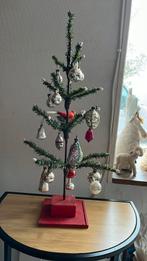 Oud Kerstboompje inclusief ornamenten. 50cm. hoog., Diversen, Kerst, Ophalen of Verzenden