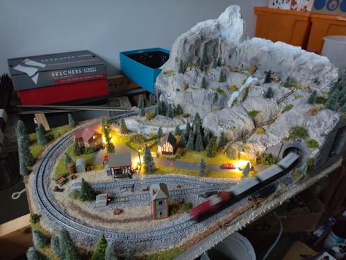 Professionele modeltreinbaan 45*67 cm, Hobby en Vrije tijd, Modeltreinen | N-Spoor, Zo goed als nieuw, Treinset, Gelijkstroom