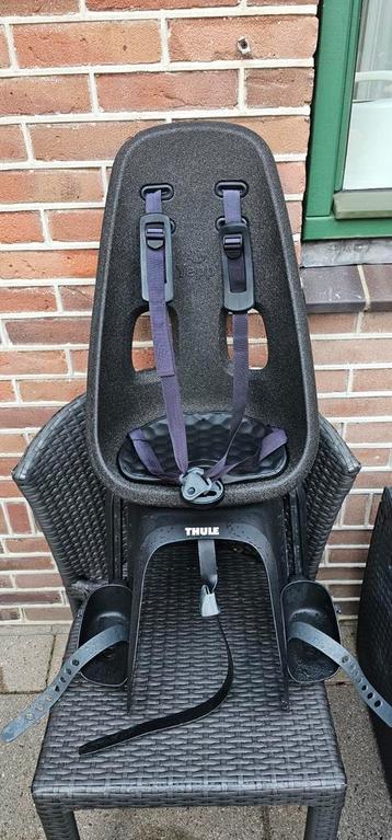 Thule Achterzitje Fietsstoel - Bagagedrager beschikbaar voor biedingen