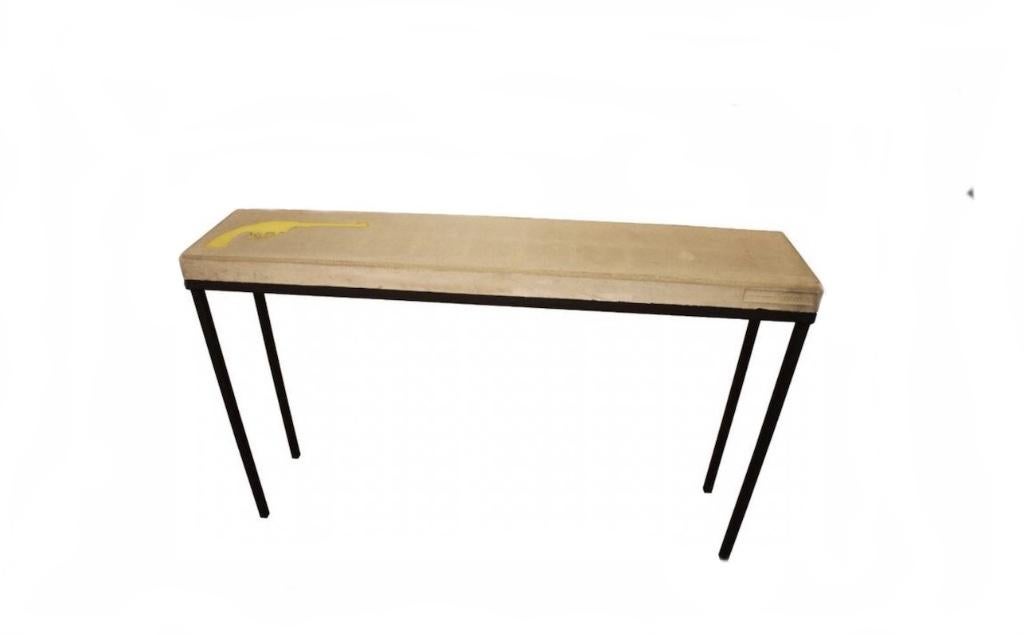 Pimms Design - Linea Mafia - Sidetable beton - Met revolver, Ophalen, Overige materialen, Nieuw, Dutch Design