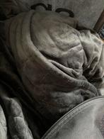 Grijze Velours Verzwaarde Deken / Sprei 220 x 270, Huis en Inrichting, Ophalen, Tweepersoons, Grijs, Deken of Dekbed