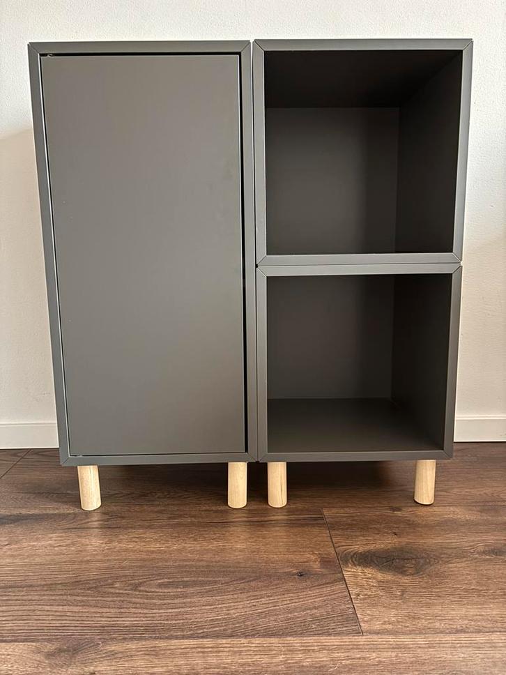 Ikea eket kast, Huis en Inrichting, Kasten | Boekenkasten, Zo goed als nieuw, 50 tot 100 cm, Minder dan 100 cm, 25 tot 50 cm, Met deur(en)