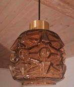 Brutalistische amberkleurige hanglamp., Huis en Inrichting, Lampen | Hanglampen, Ophalen of Verzenden, Zo goed als nieuw, Minder dan 50 cm