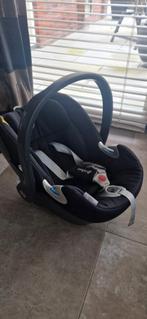 Cybex Aton autostoel met isofix Q-Base, Ophalen, Autogordel of Isofix, Zijbescherming, Zo goed als nieuw