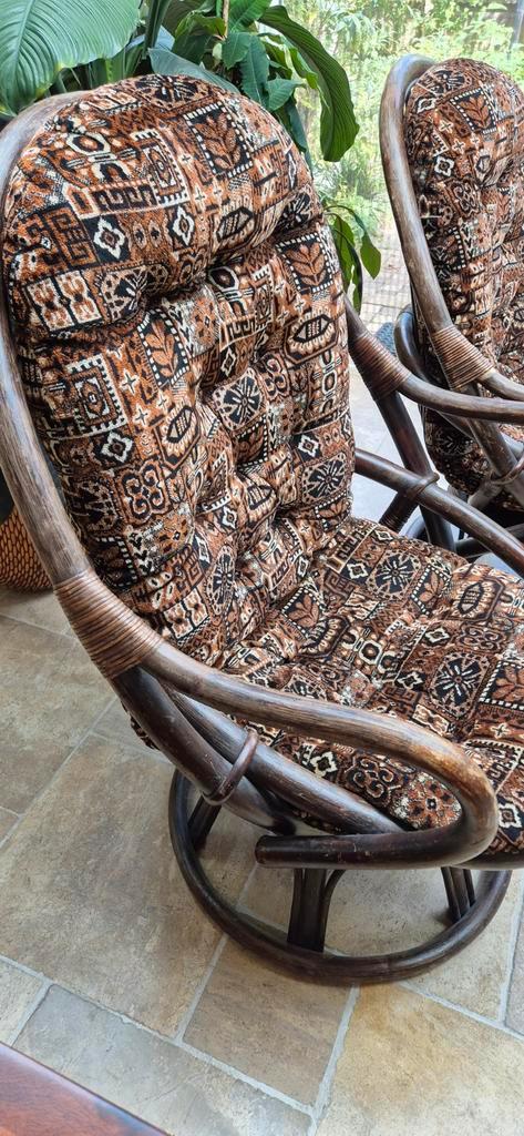 Vintage Rotan Draaifauteuil - Manou Stijl, Antiek en Kunst, Antiek | Meubels | Stoelen en Banken, Ophalen