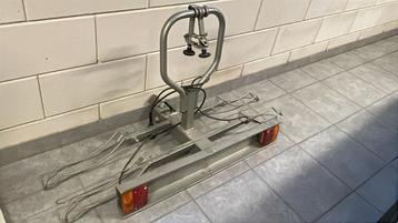 Trekhaak Fietsendrager - 2 Fietsen beschikbaar voor biedingen