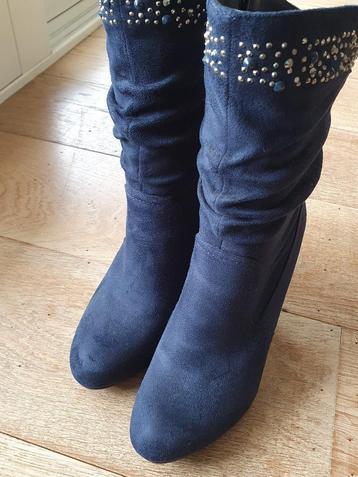 Feestlaarsjes blauw velours maat 40 beschikbaar voor biedingen