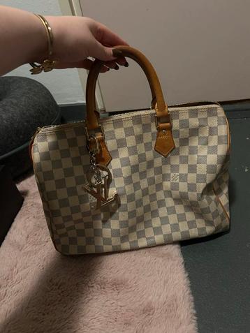 Louis Vuitton tas beschikbaar voor biedingen