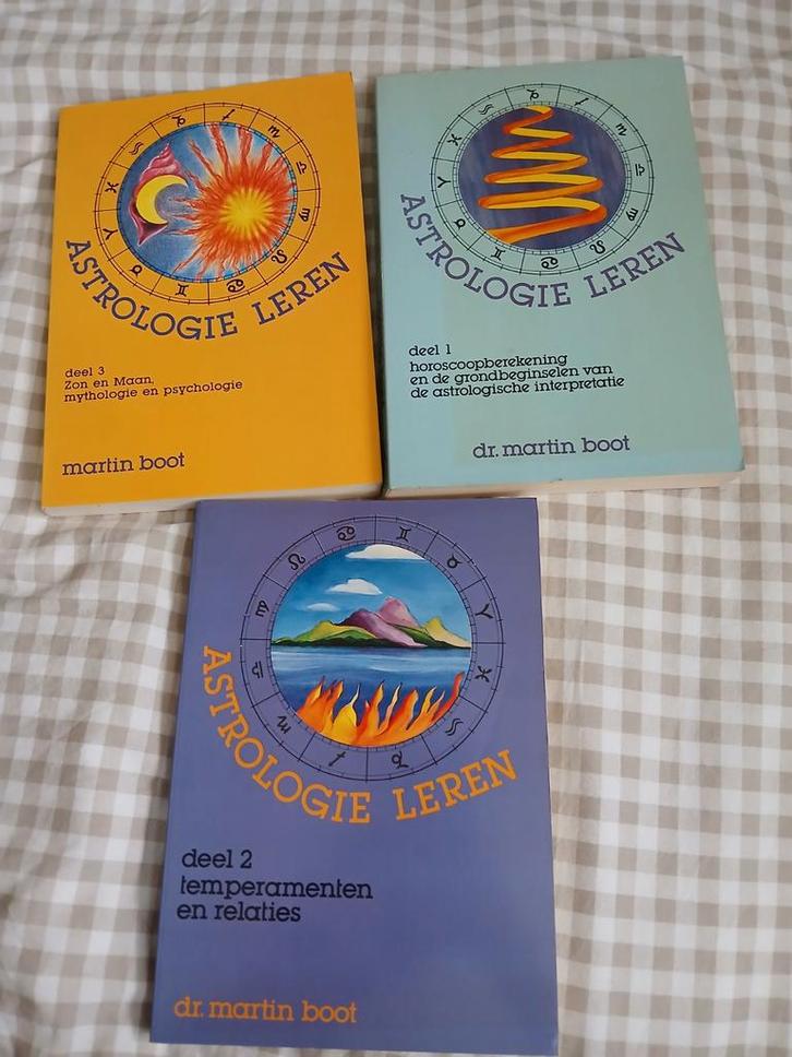 Astrologie Leren - Dr. Martin Boot - Complete Set, Boeken, Esoterie en Spiritualiteit, Zo goed als nieuw, Achtergrond en Informatie