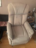 Sta-op stoel electrisch plus douchestoel en rollator, Huis en Inrichting, Ophalen, Gebruikt, 125 tot 150 cm, Afmetingen Sta-op stoel