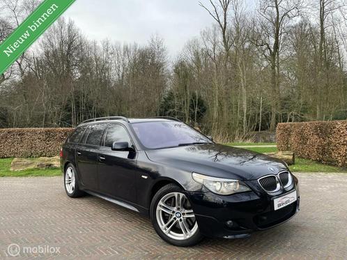 BMW 5-serie Touring 530XD / M-pakket / Pano / Youngtimer, Auto's, BMW, Bedrijf, Te koop, 5-Serie, 4x4, ABS, Airbags, Airconditioning