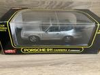 Porsche 911 carrera 4 cabriolet, Hobby en Vrije tijd, Modelauto's | 1:18, Ophalen of Verzenden, Zo goed als nieuw