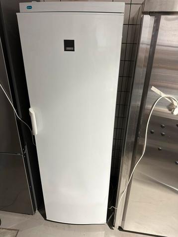 Zanussi Koelkast - 185cm hoog beschikbaar voor biedingen