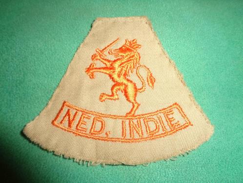Embleem leeuw Nederlands Indie KNIL soldaat leger, Verzamelen, Militaria | Algemeen, Landmacht, Overige typen, Nederland, Verzenden