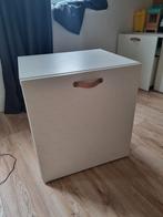 Ikea Besta kast met honingraat front, Huis en Inrichting, Kasten | Kledingkasten, Ophalen, Overige materialen, Minder dan 50 cm