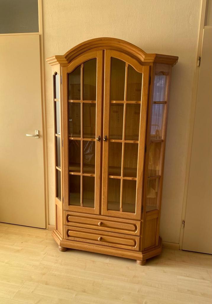 Mooie vitrinekast - Didam, Huis en Inrichting, Kasten | Buffetkasten, Ophalen