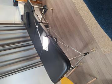massagetafel beschikbaar voor biedingen