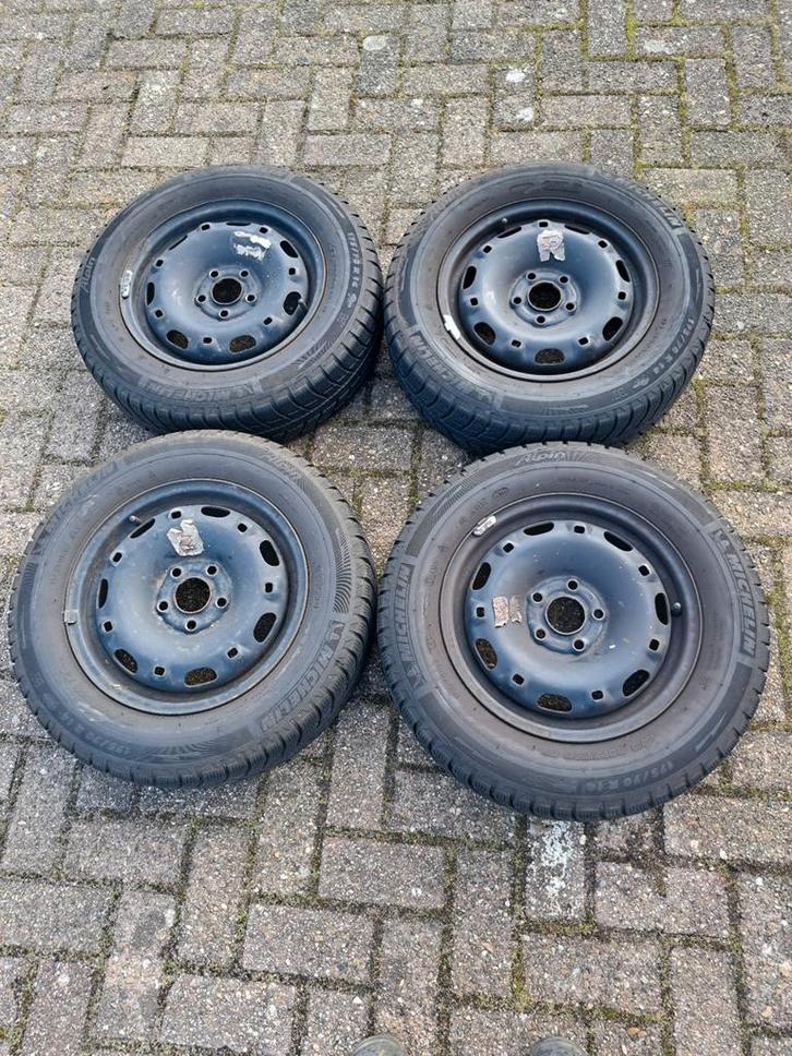 Set All season banden 175/70 R14 en set 215/70 R16., Auto-onderdelen, Banden en Velgen, Band(en), Zomerbanden, 14 inch, 175 mm
