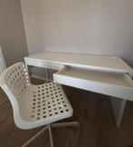 Wit IKEA bureau en bureau stoel ️ ☘️ KOOPJE ☘️, Ophalen of Verzenden, Zo goed als nieuw, Bureau