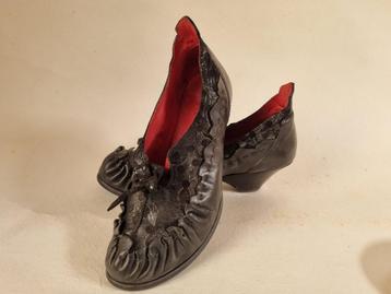 Originele Jan Jansen schoenen, zwart leer, maat 36.5 beschikbaar voor biedingen