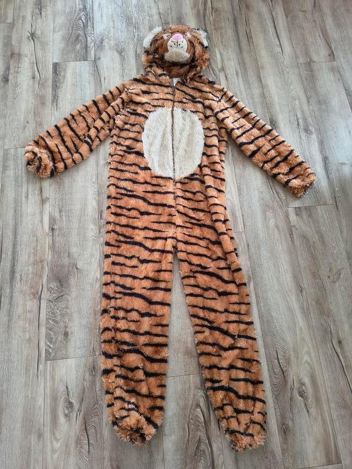Mooi bruin gestreept tijgerpak, onesie tijger carnaval, M/L., Kleding | Dames, Carnavalskleding en Feestkleding, Zo goed als nieuw