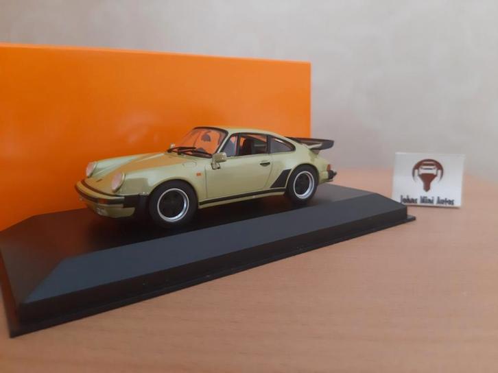 Porsche 911 Turbo 3.3 1977 Oliven-grun van Maxichamps 1:43, Hobby en Vrije tijd, Modelauto's | 1:43, Nieuw, Auto, Overige merken