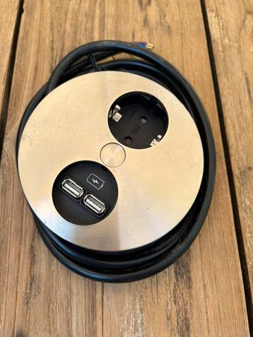 Bachmann inbouw stopcontact en usb laders RVS (Model: Twist) beschikbaar voor biedingen