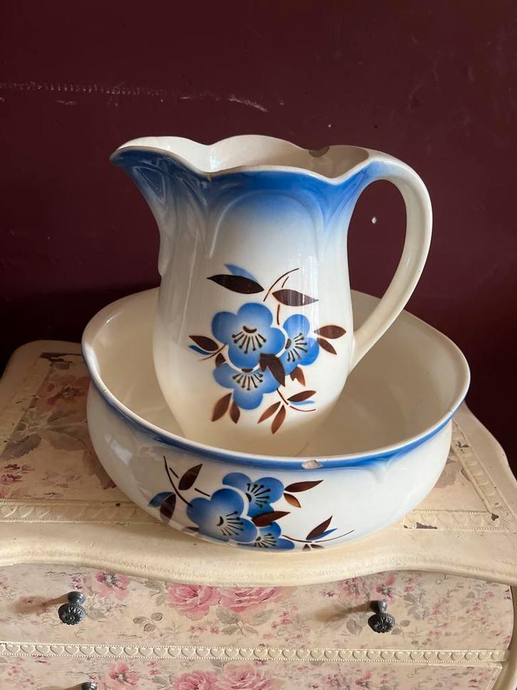 Antieke Lampetkan en Waskom met Blauwe Bloemen Decoratie set, Antiek en Kunst, Antiek | Keramiek en Aardewerk, Ophalen