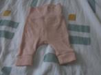 Mooi nieuw roze prematuur broekje Hema maat 44, Broekje, Meisje, Nieuw, Ophalen of Verzenden