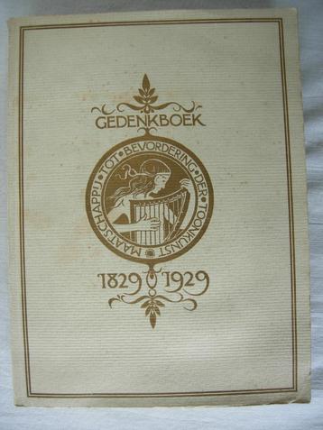 Van Dokkum Honderd jaar muziekleven in Nederland 1829-1929  beschikbaar voor biedingen