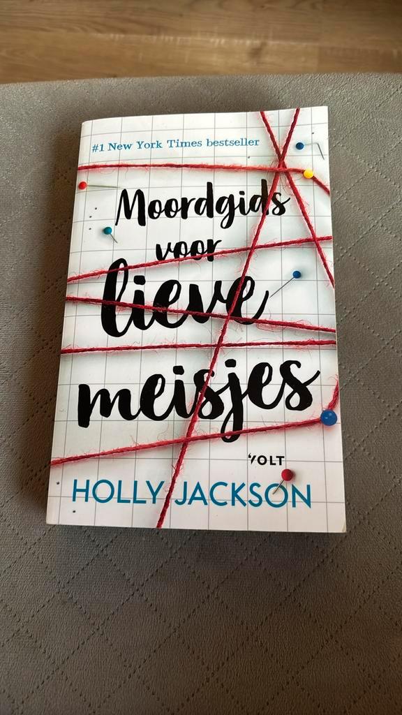 Holly Jackson - Moordgids voor lieve meisjes, Boeken, Kinderboeken | Jeugd | 13 jaar en ouder, Zo goed als nieuw, Ophalen of Verzenden