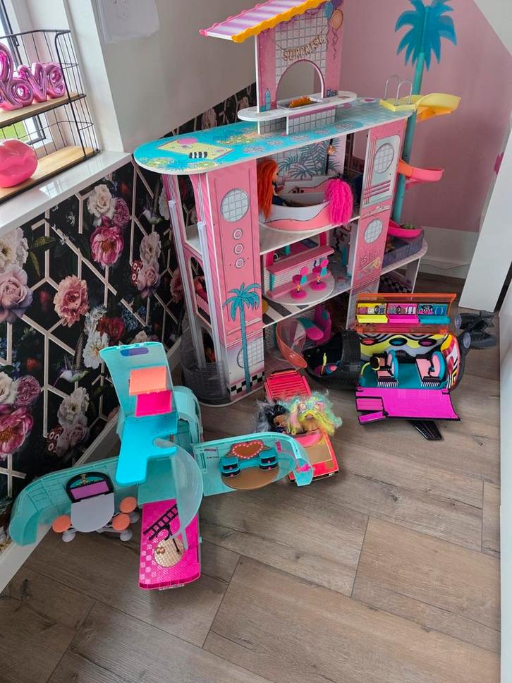 Complete LOL set met huis, vliegtuig en camper, Kinderen en Baby's, Speelgoed | Overig, Gebruikt, Meisje, Ophalen of Verzenden