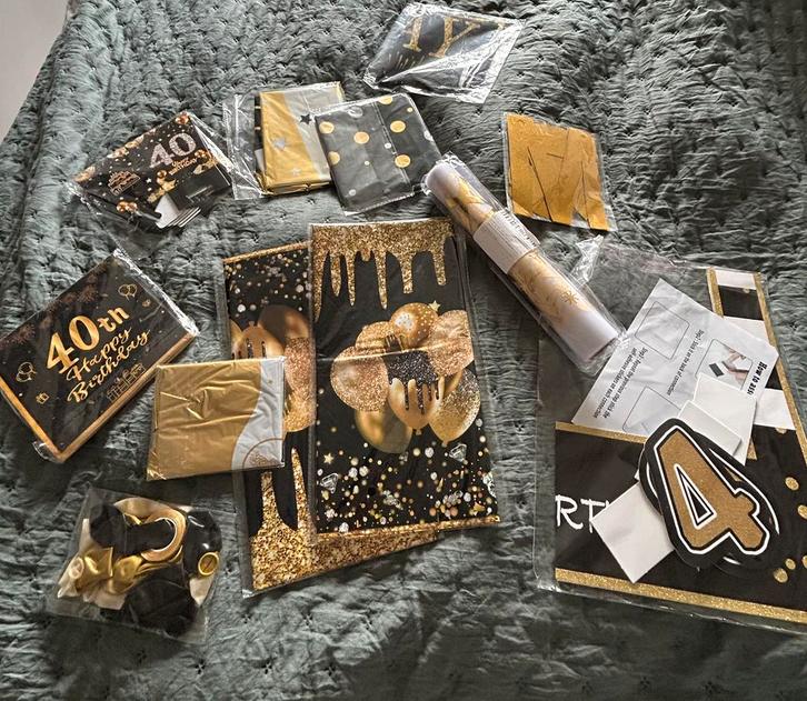 Versiering 40 jaar, Hobby en Vrije tijd, Feestartikelen, Nieuw, Versiering, Verjaardag, Ophalen of Verzenden