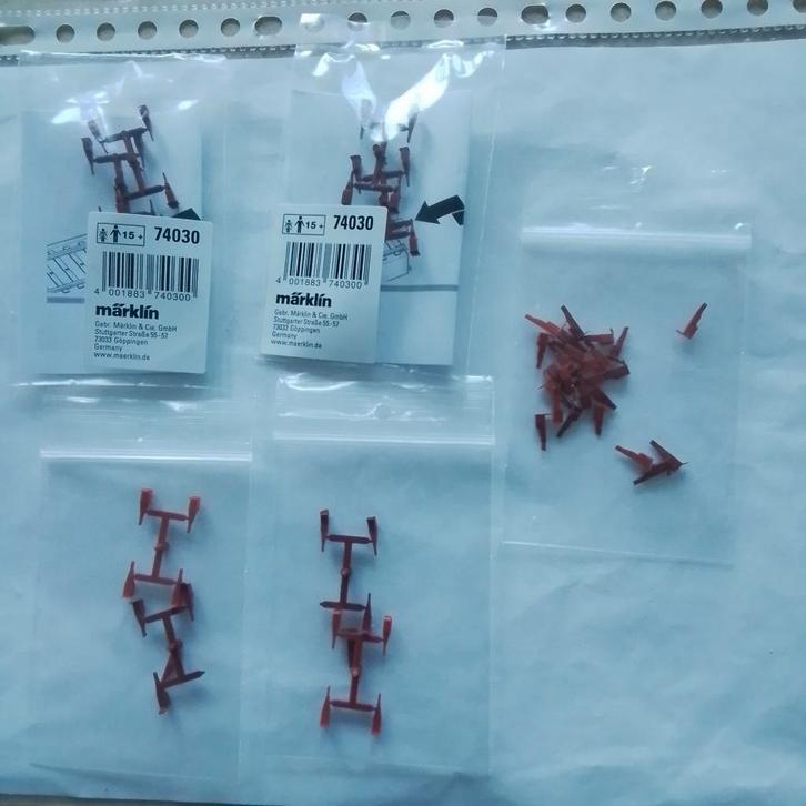 Marklin 74030 C-rail middengeleider isolatie - Nieuw/Los, Hobby en Vrije tijd, Modeltreinen | H0, Nieuw, Rails, Wisselstroom, Märklin