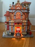 Lemax 15262 fire station, Diversen, Kerst, Ophalen of Verzenden, Zo goed als nieuw