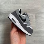 NIKE AIR MAX 1 WOLF GREY, Schoenen, Nieuw, Jongen of Meisje, Ophalen of Verzenden