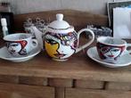theesetje Josien Broeren. theepot. kop en schotels, Huis en Inrichting, Keuken | Servies, Ophalen of Verzenden, Zo goed als nieuw