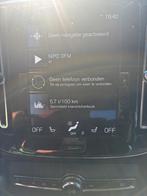 Volvo XC40 T4 Twin Engine 211pk Geartronic 2022 Zwart, Auto's, Volvo, 1800 kg, 1712 kg, 129 pk, Zwart