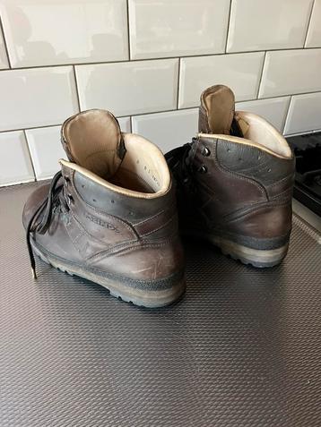 Meindl bergschoenen beschikbaar voor biedingen