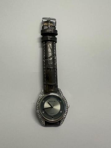 kinderhorloge beschikbaar voor biedingen