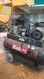 Goed werkende compressor met grote tank, Ophalen, Zo goed als nieuw, Minder dan 200 liter/min