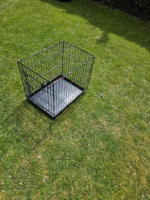 Mooie en praktische hondenbench zwart inklapbaar, Dieren en Toebehoren, Hondenbenches, Zo goed als nieuw, Ophalen of Verzenden