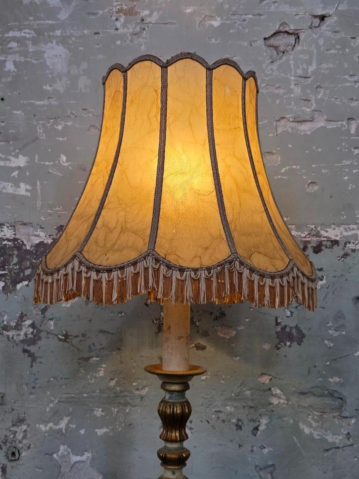 Vintage beige lampenkap met franjes, Huis en Inrichting, Lampen | Lampenkappen, Gebruikt, 25 tot 50 cm, Rond, Beige, Ophalen