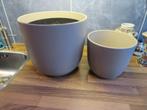 2 Bloempotten Taupe 25 cm en 18 cm, Ophalen, Gebruikt, Rond, Binnen