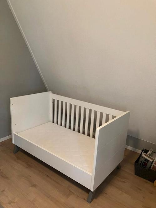 Bopita Levi doorgroei Bedbank - 70 x 140 cm wit, Kinderen en Baby's, Kinderkamer | Bedden, Zo goed als nieuw, 180 cm of meer, 70 tot 85 cm