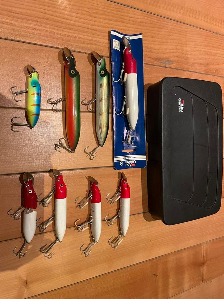 Abu Hi Lo colctie vintage acht stuks met Abu colectors box, Watersport en Boten, Hengelsport | Roofvissen, Zo goed als nieuw, Overige typen
